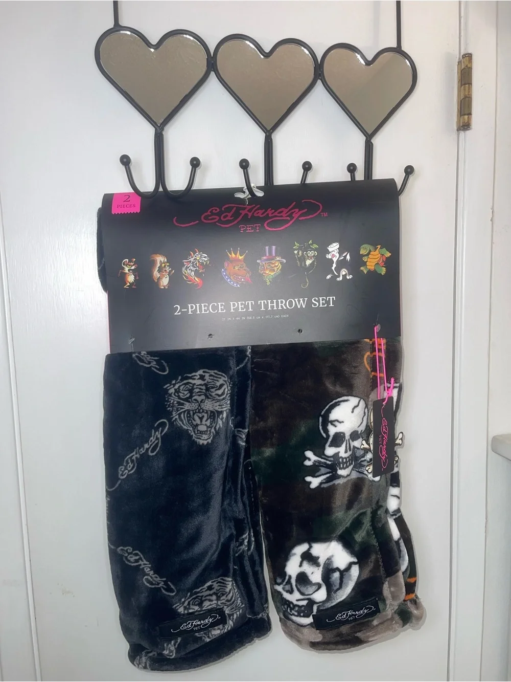 NWT Ed Hardy Black and Green 2-Piece Pet Throw Set